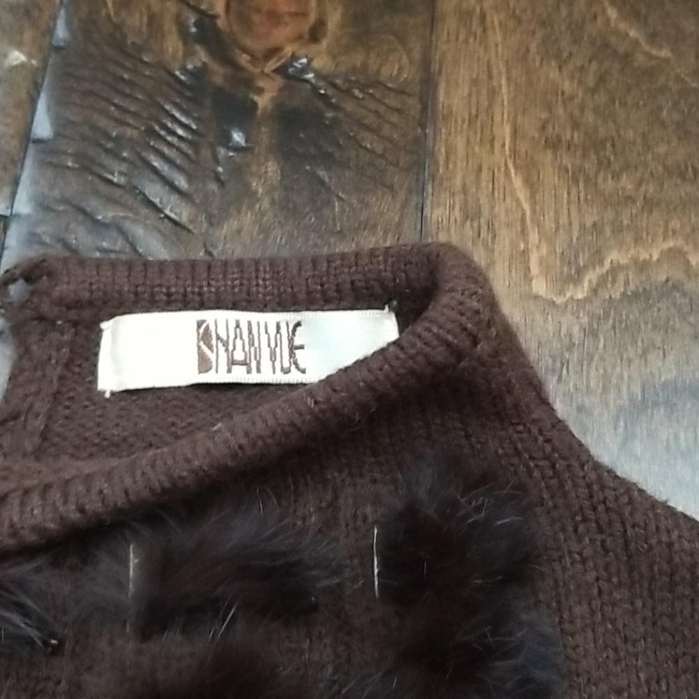 2pc Unique Sweater Set - Picture 4 of 7